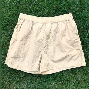 Aritzia TNA Light Beige Windbreaker Material Lounge Shorts